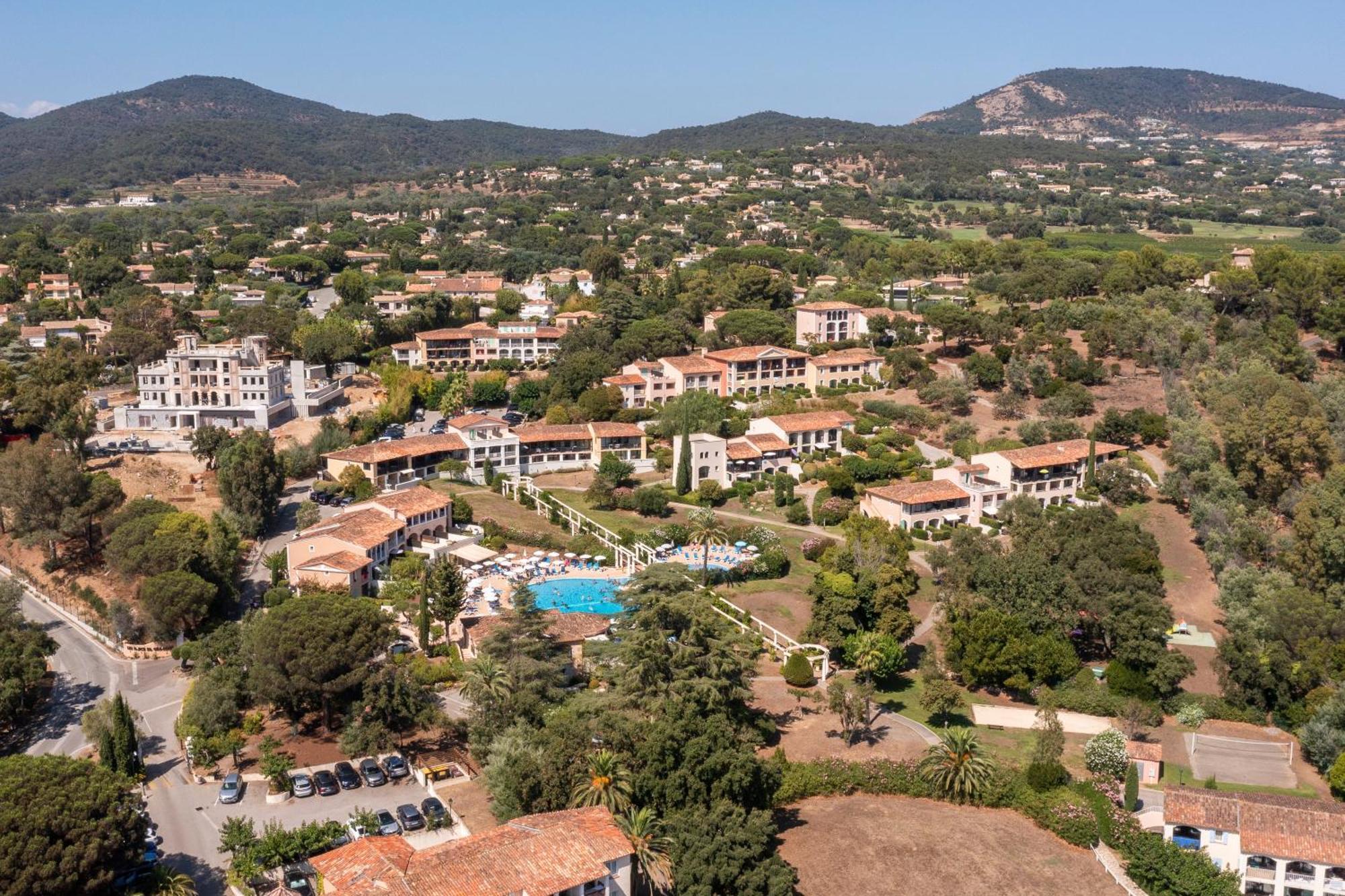 Residence Pierre & Vacances Les Parcs De Гримо Экстерьер фото