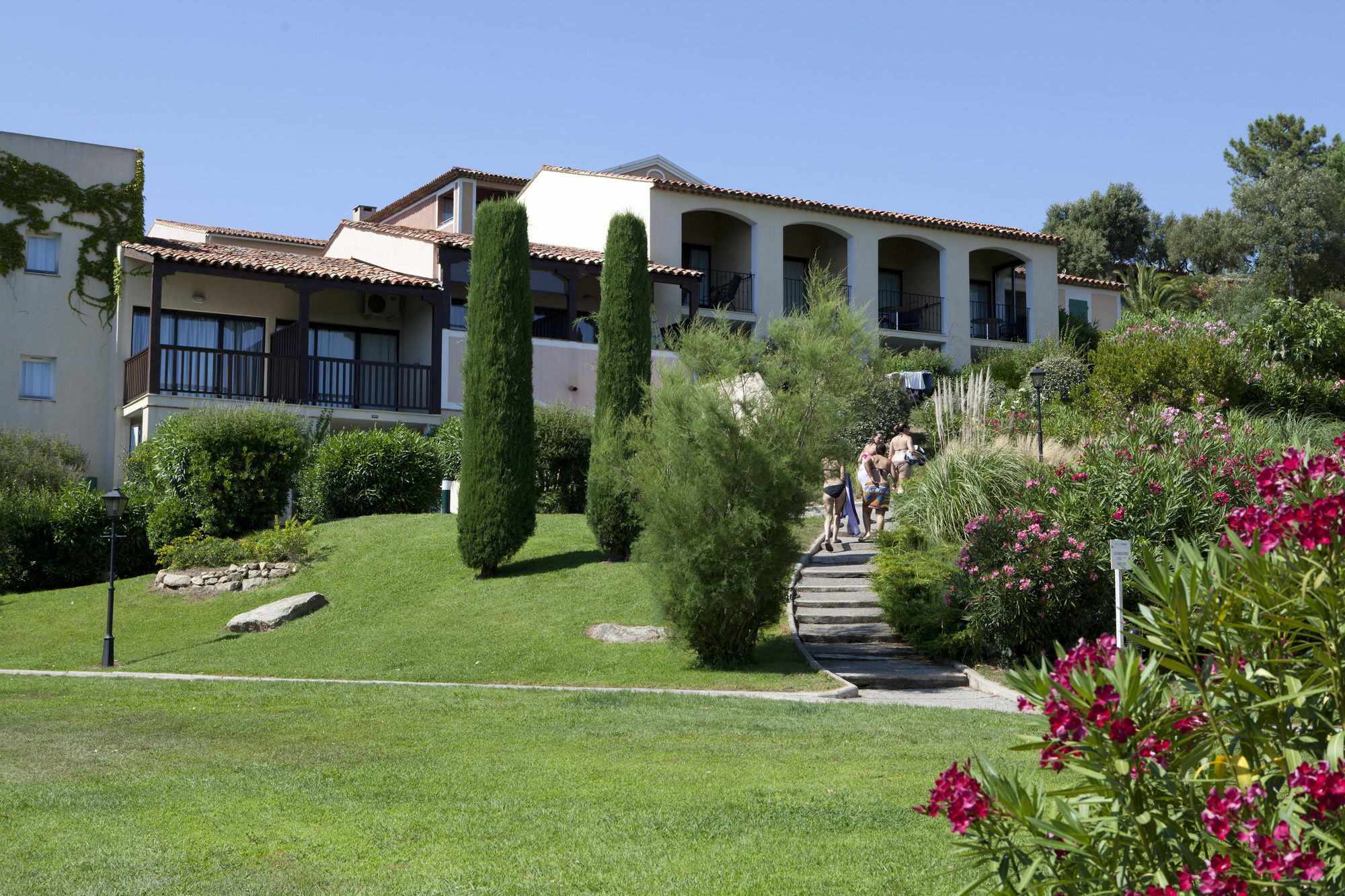 Residence Pierre & Vacances Les Parcs De Гримо Экстерьер фото