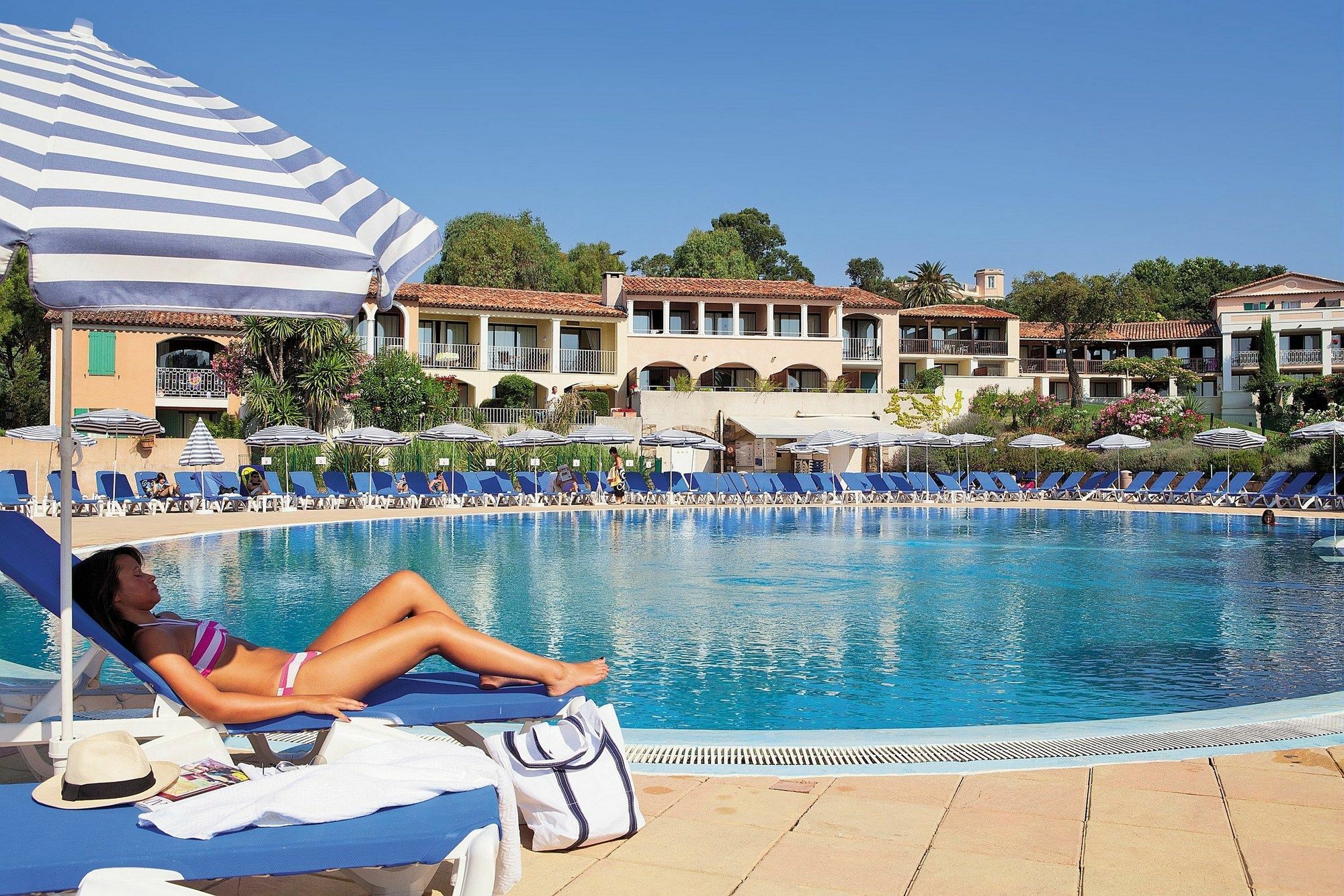 Residence Pierre & Vacances Les Parcs De Гримо Экстерьер фото